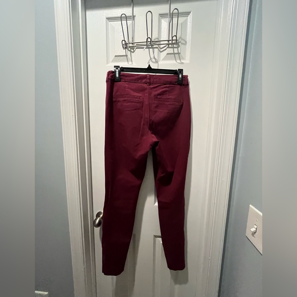Old Navy High-Rise Pixie Pants in Deep Red
